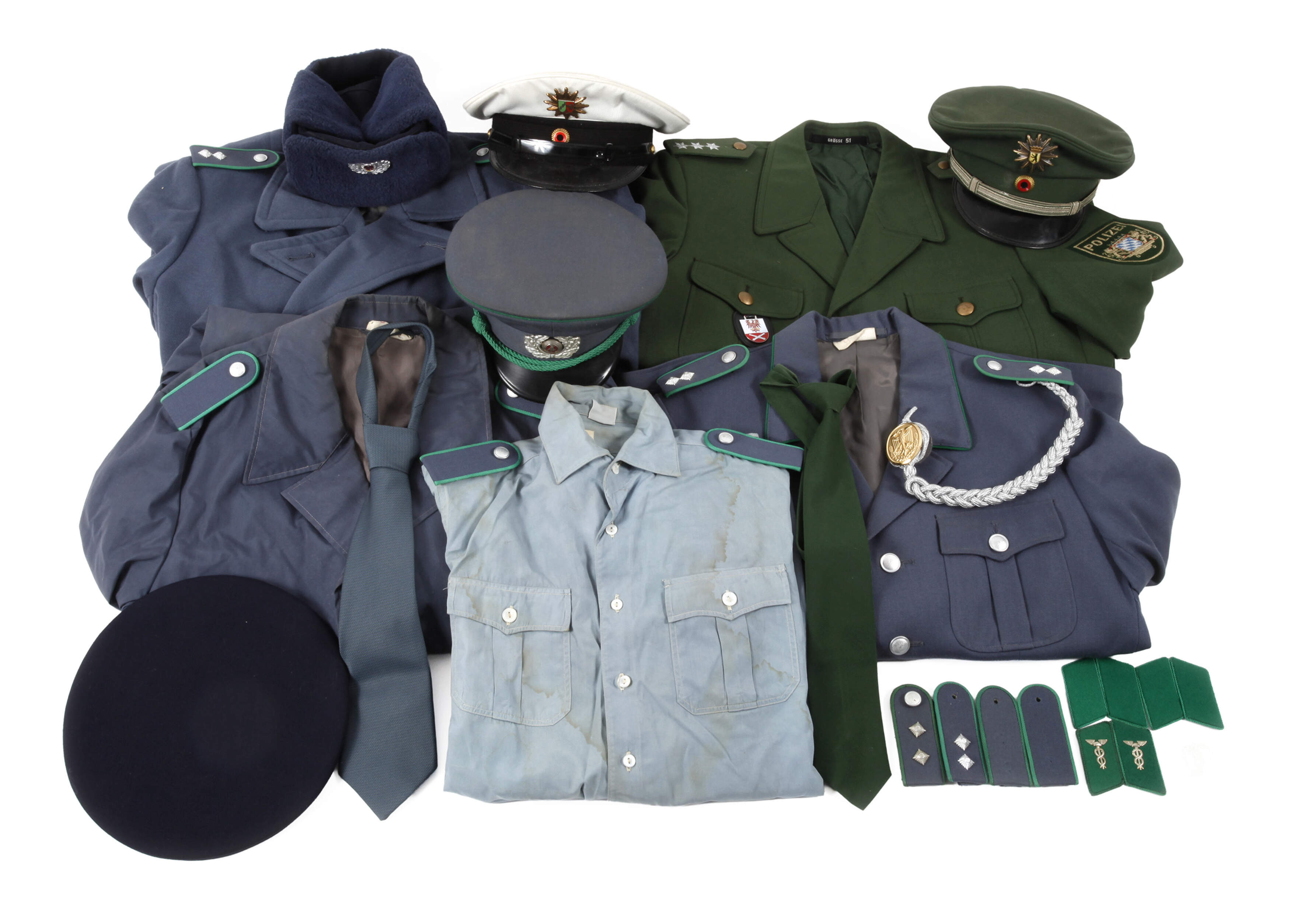 Polizeiuniform DDR und BRD