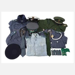 Polizeiuniform DDR und BRD
