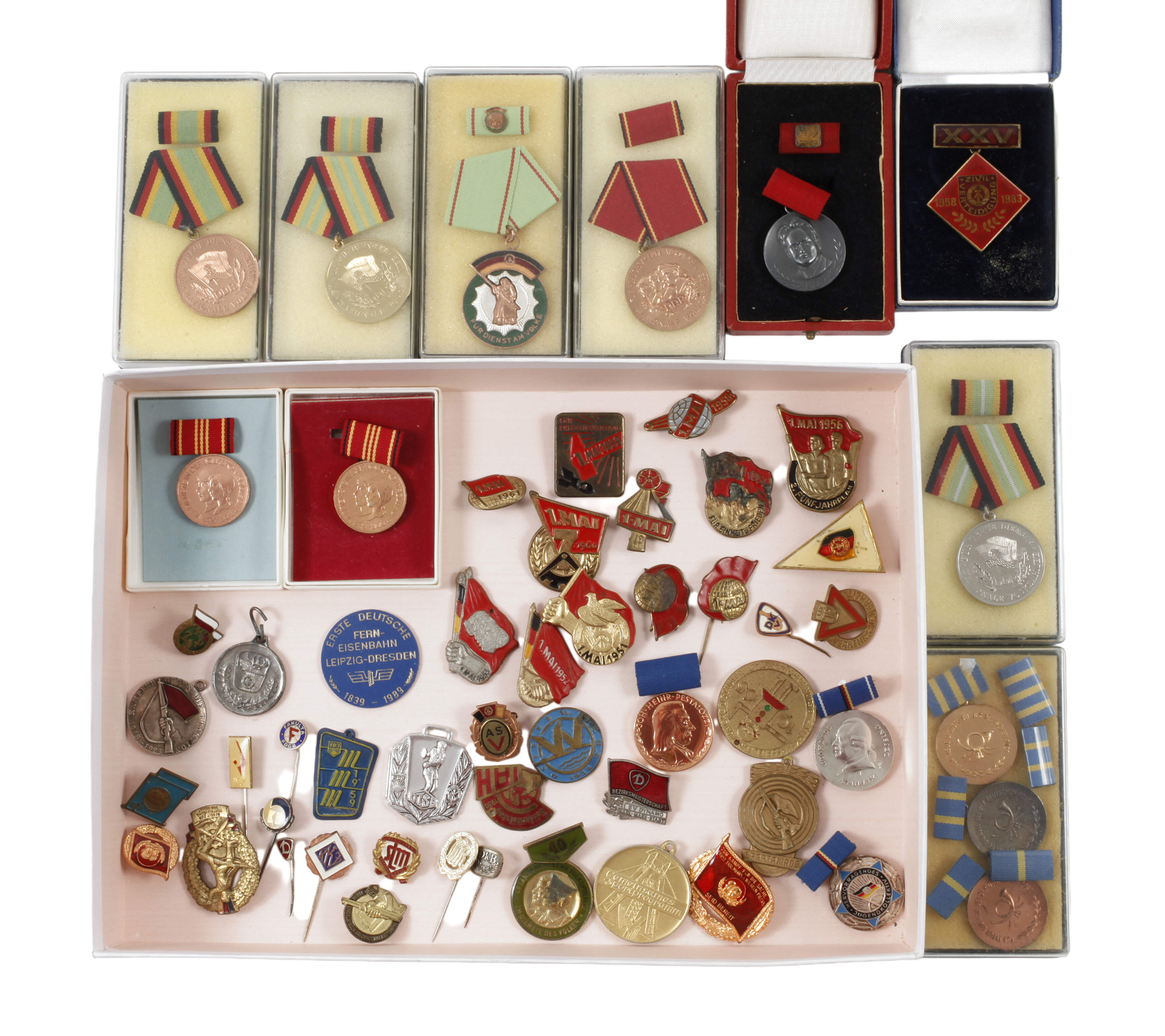 Konvolut Orden und Abzeichen DDR