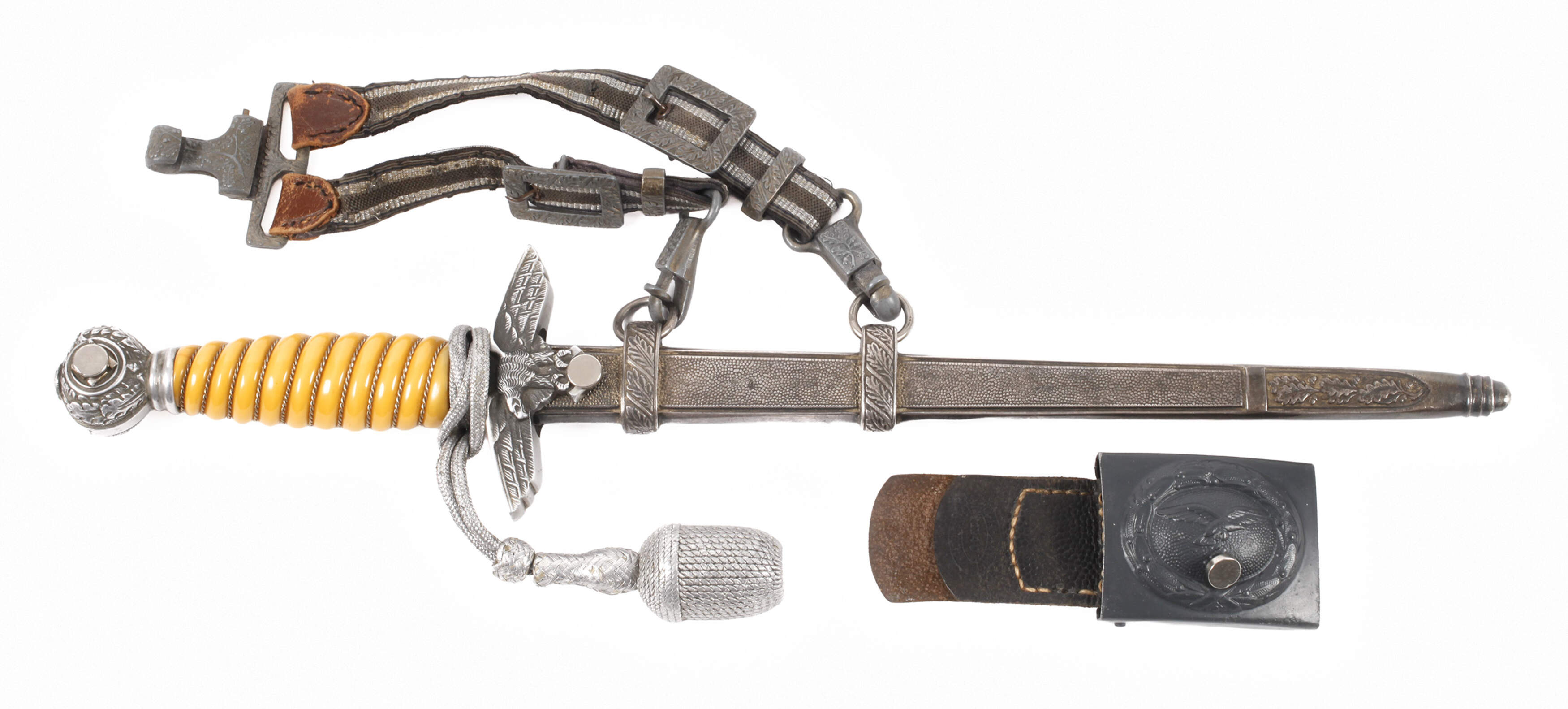 Luftwaffen-Offiziersdolch und Koppelschloss