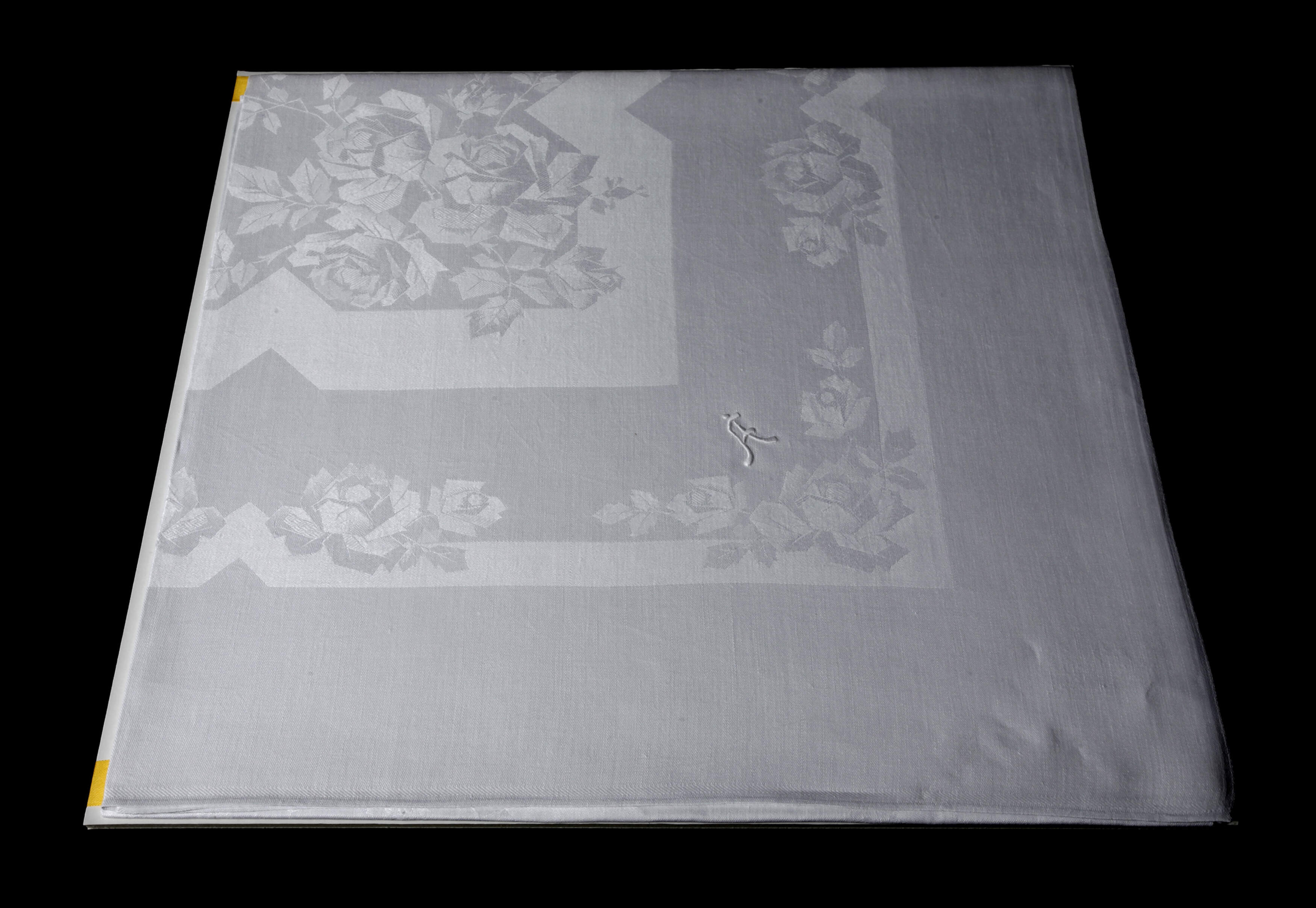 Elegantes quadratisches Tischtuch mit Rosendekor