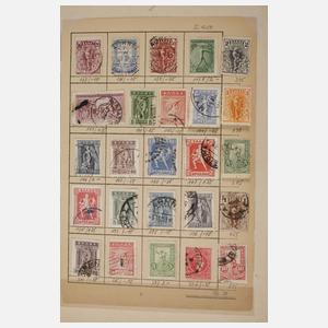 Zwei Briefmarkenalben Ausland