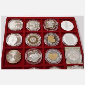 Konvolut Silbermünzen und -medaillen