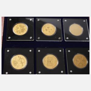 Konvolut Goldmünzen, -barren und -medaillen