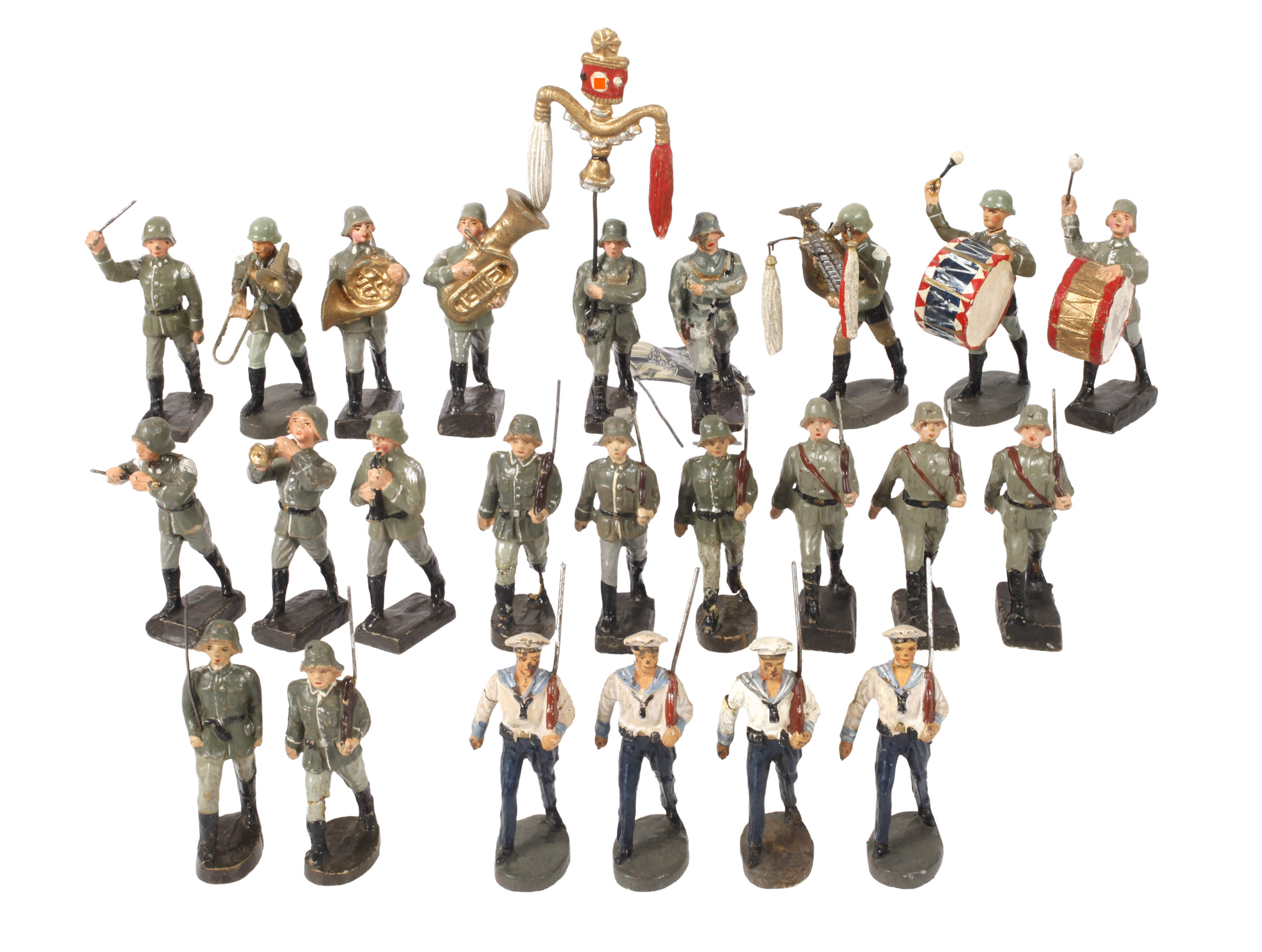 Konvolut Massesoldaten in Parade