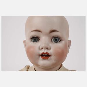 Große Hertel, Schwab & Co. Porzellankopfpuppe