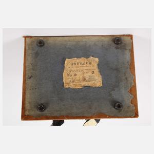 Asprey's Puppenautomat mit Spielwerk