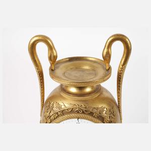 Vasenuhr Empire Giteau á Paris