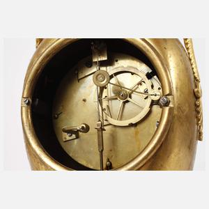 Vasenuhr Empire Giteau á Paris