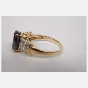 Damenring mit schwarzem Diamant