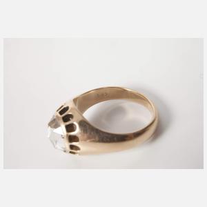 Damenring mit großer Diamantrose