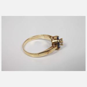 Feiner Damenring mit Brillant und Saphiren