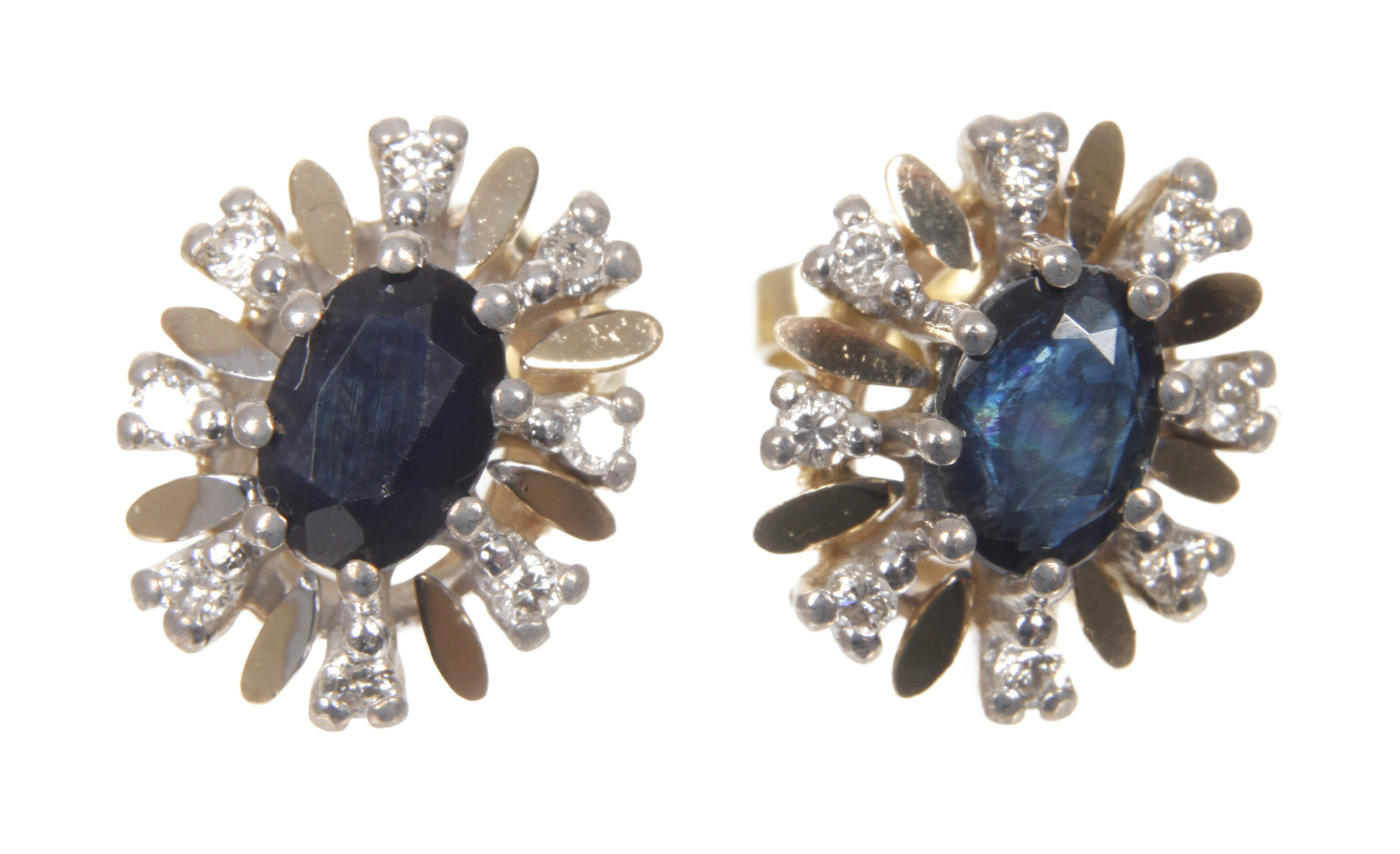 Paar Ohrstecker mit Saphiren und Brillanten