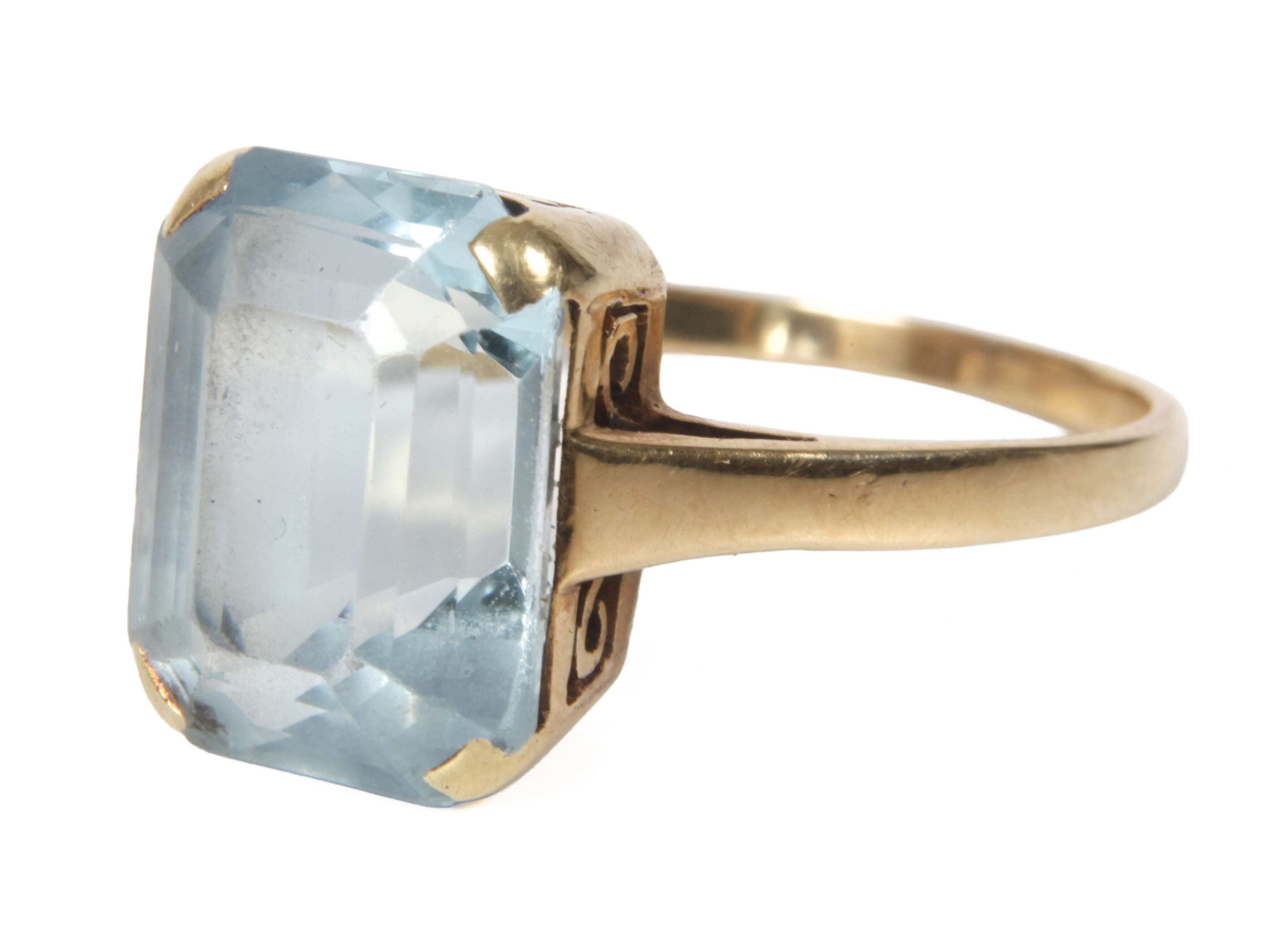 Damenring mit Aquamarin