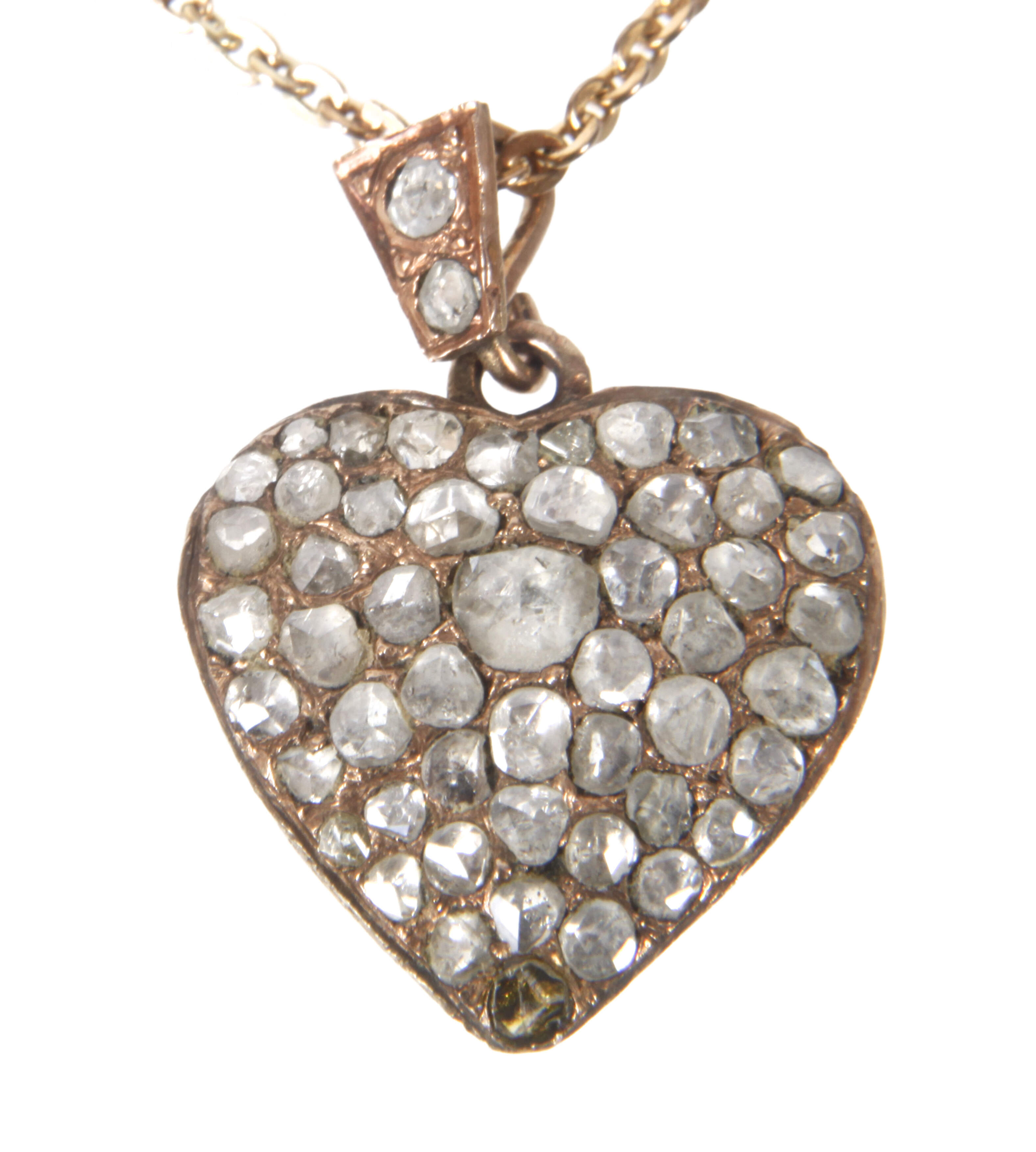 Antiker Herzanhänger mit Diamantrosen
