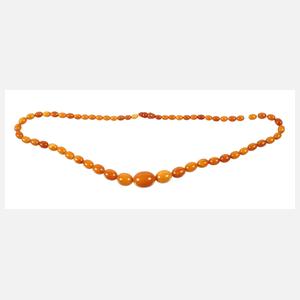 Langes Bernsteincollier
