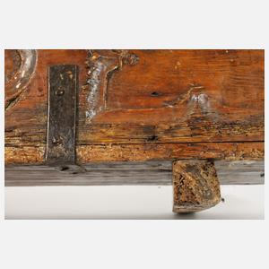 Kleine gotische Truhe 1568
