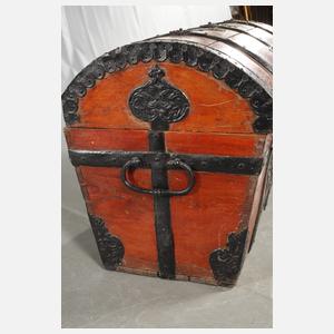 Barocke Runddeckeltruhe