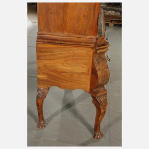 Barocker Aufsatzschrank