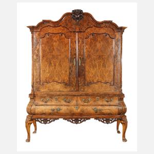 Barocker Aufsatzschrank