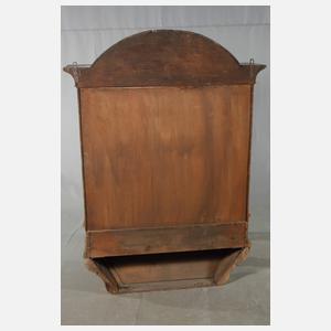 Große barocke Hängevitrine