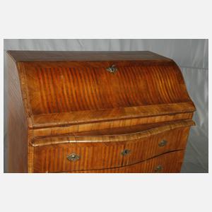 Barocker Schrägklappensekretär