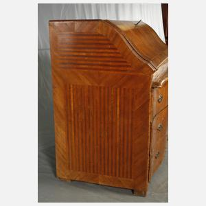 Barocker Schrägklappensekretär