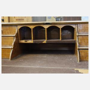 Barocker Schrägklappensekretär