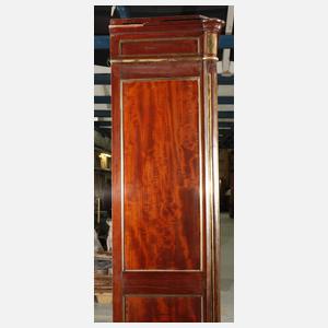 Klassizistische Vitrine