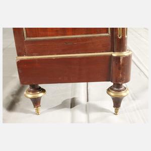 Klassizistische Vitrine