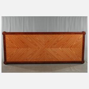 Übergroßer Esstisch im Louis XVI.-Stil