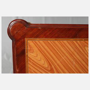 Übergroßer Esstisch im Louis XVI.-Stil