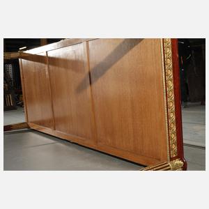 Übergroßer Esstisch im Louis XVI.-Stil