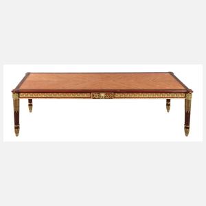 Übergroßer Esstisch im Louis XVI.-Stil