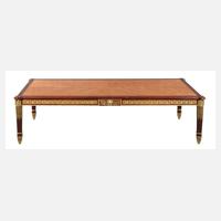 Übergroßer Esstisch im Louis XVI.-Stil111