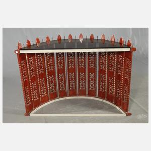 Paar asiatische Demi-Lune-Tische