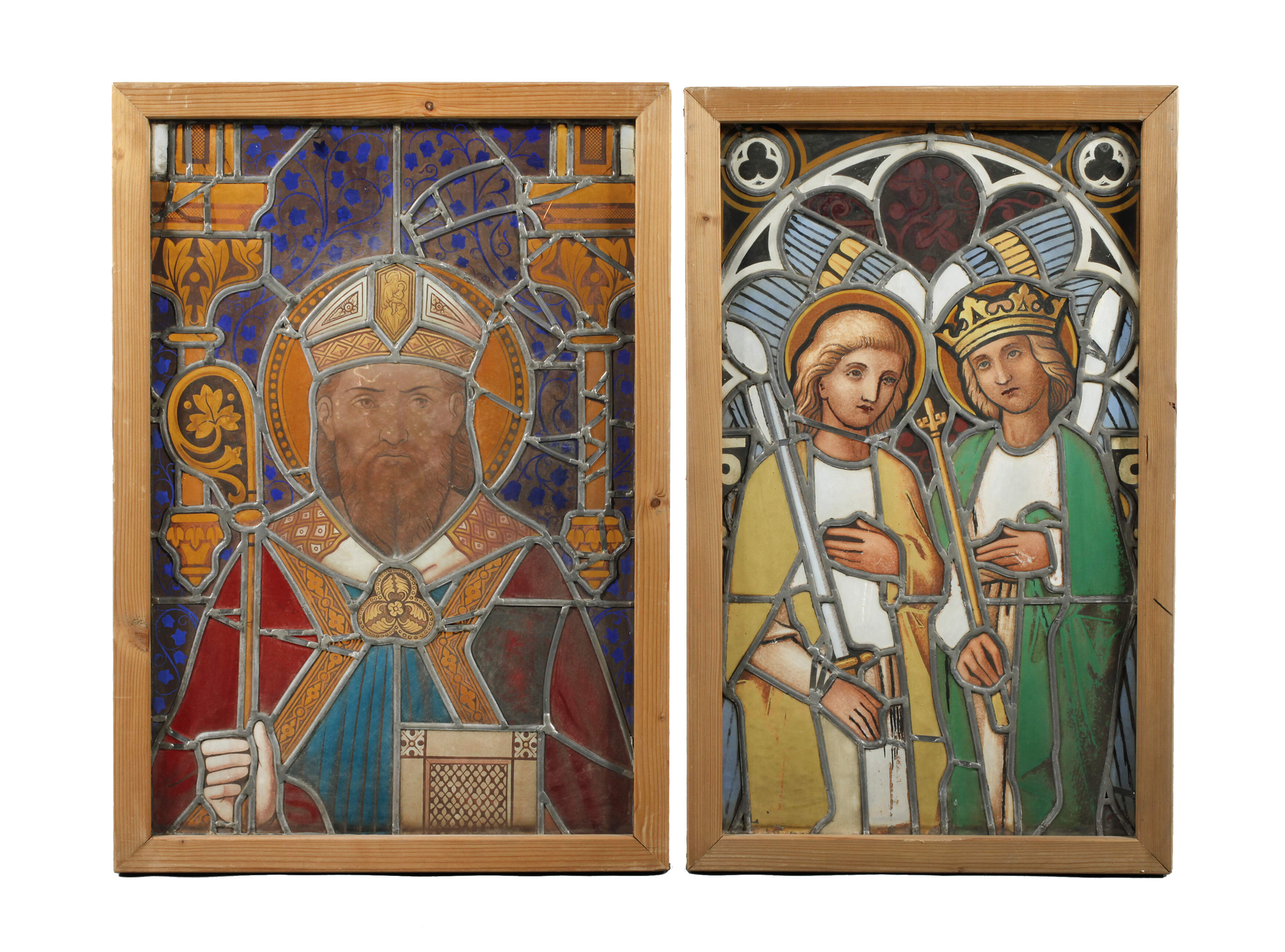 Zwei Bleiglasfenster