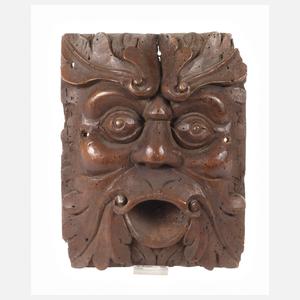 Geschnitzte Wandplatte