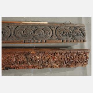 Säulenpaar und Supraporten