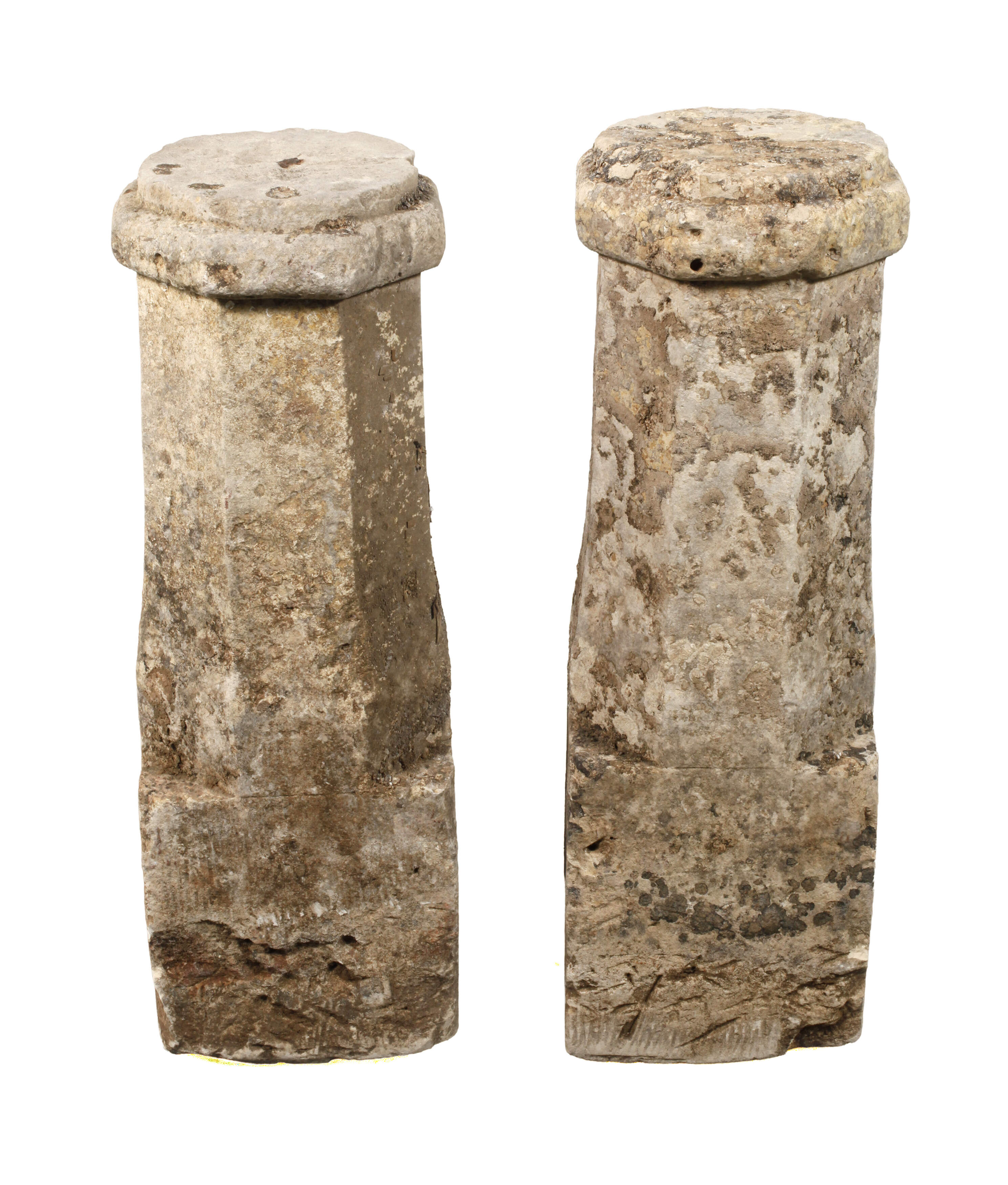 Paar Steinsäulen