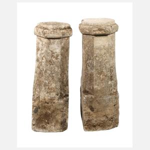 Paar Steinsäulen