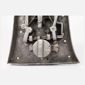 Gotisches Truhenschloss