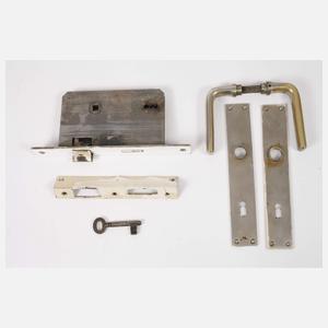 13 Türschlösser und Drückergarnituren