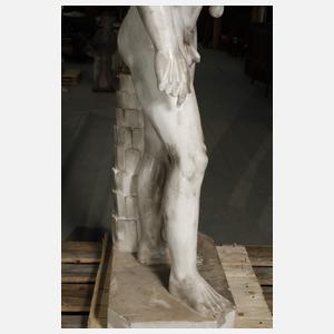 Lebensgroße Marmorskulptur Ares Borghese