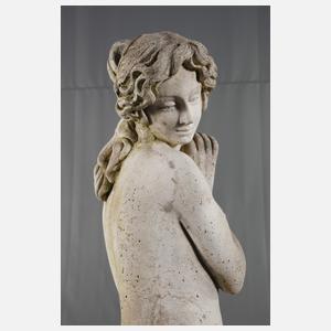 Große Gartenfigur Steinguss