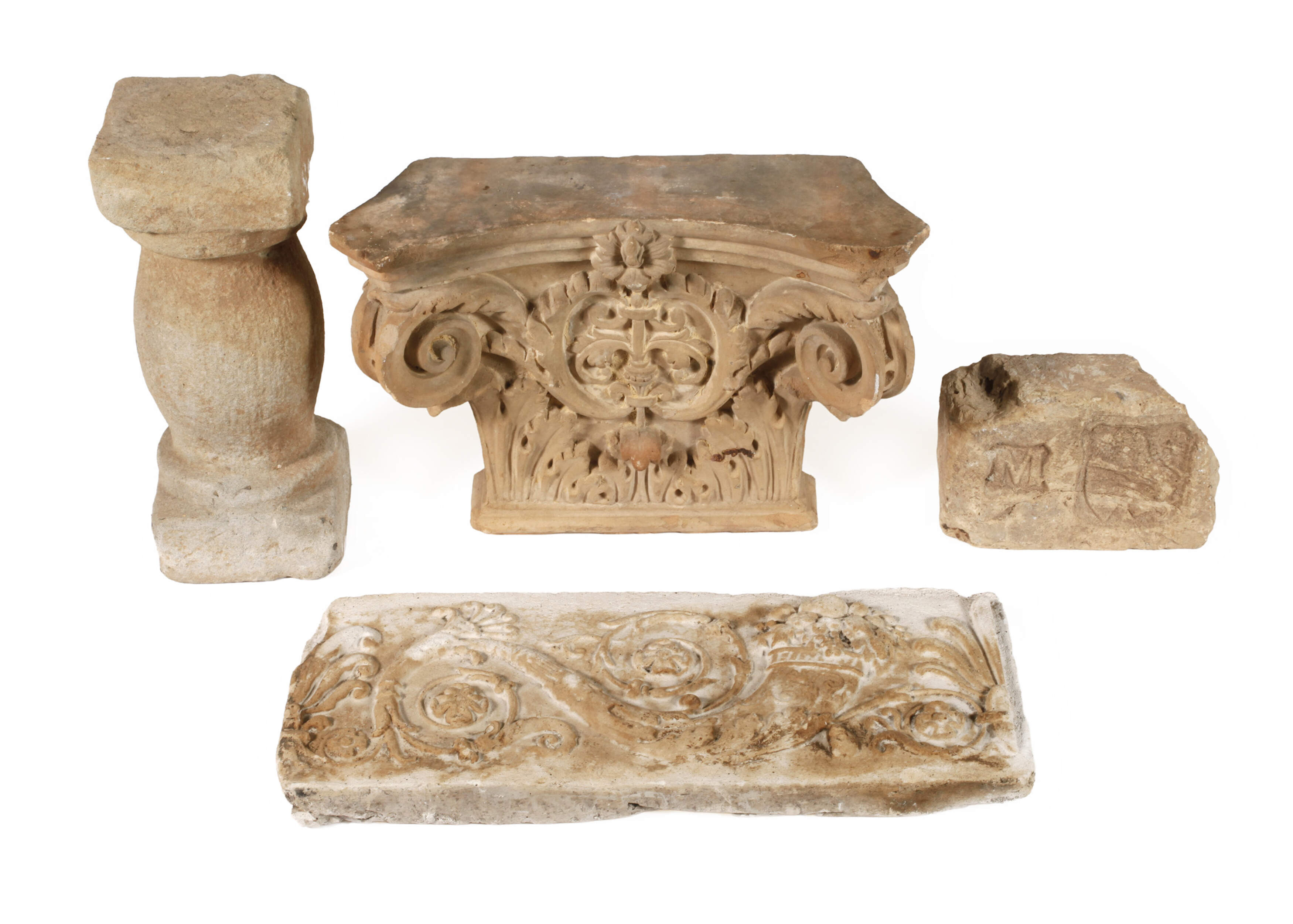 Vier Fassadenelemente