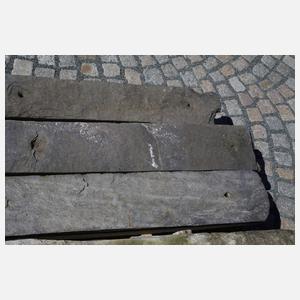 Sieben Theumaer Zaunsäulen