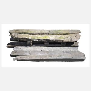 Sieben Theumaer Zaunsäulen