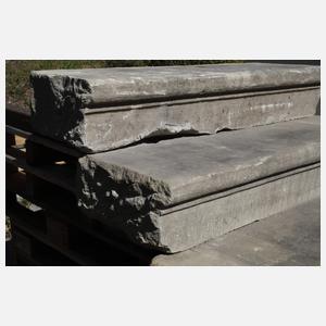 Kleine Treppenanlage Sandstein