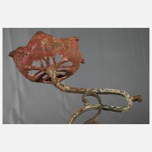 Drei Tischbeine Jugendstil